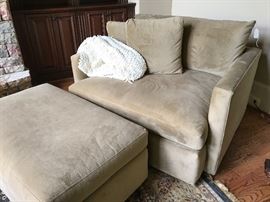 Complete with a blankie!