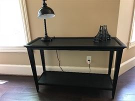 Table, table lamp, and book ends - you're set for your office. Just add YOU!