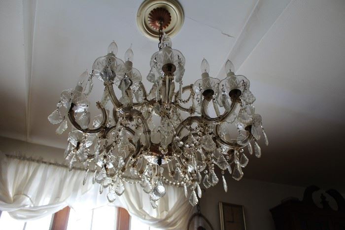 ANTIQUE ITALIAN CHANDELIER AVAILABLE REDUCED