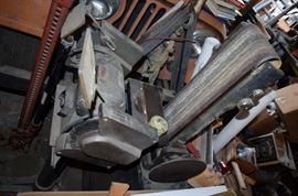 standing belt sander