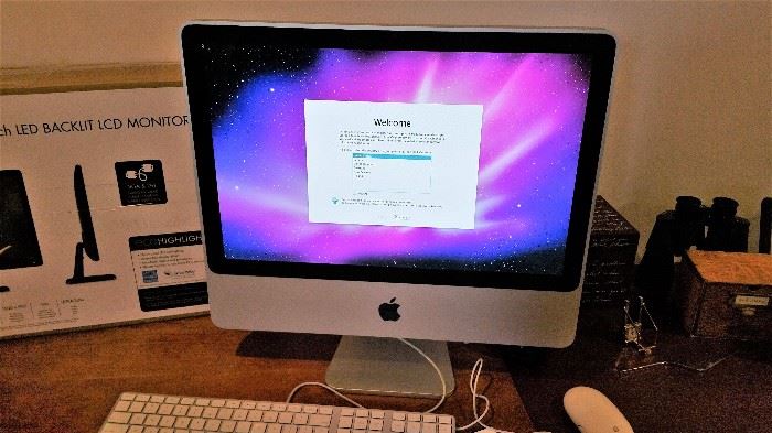 2007  Mac desktop computer with monitor and keyboard and mouse - still has original box, wiped, ready to for you to set up!