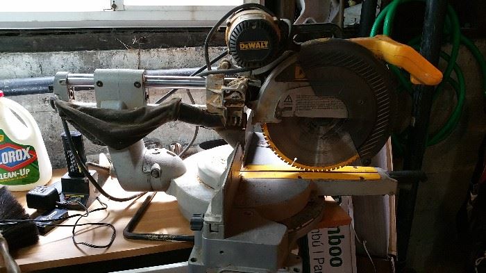 DeWalt 12" miter saw - needs a good cleaning but a good heavy duty tool