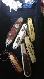 good selection of pocket knives 