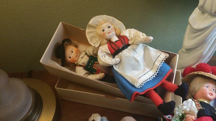 Norwegian dolls
