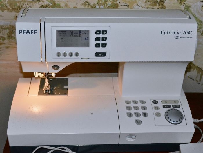 Pfaff Tiptronic 2040 Sewing Machine