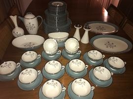 Beautiful Lenox China- Kingsley by Lenox 