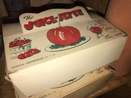 Juice-sette by Norton Cenerpieces 