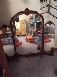 triple vanity mirror