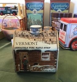 Vintage maple syrup tin