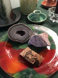 Precious stones and petrified wood