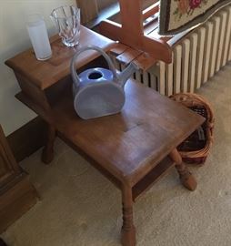 Wood two tier end table, mid century design; crystal vases