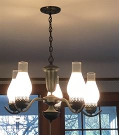Light fixture