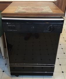 Portable Maytag dishwasher