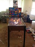 Awesome PINBALL MACHINE- WORKS GREAT !!!!