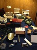 Antique DOLL/MINIATURE FURNITURE