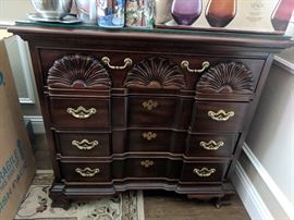 Thomasville Chest