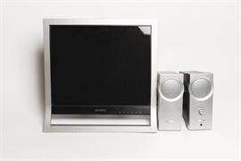 Sony Monitor With Bose Companion II Computer Speakers