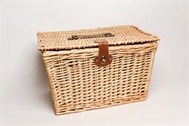 Wicker Picnic Basket With Leather Strap