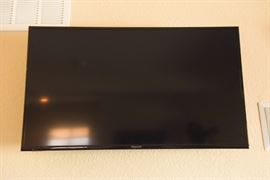 39" Panasonic TV Model No. TC-39AS530U