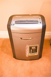 Fellows DM1200Ct Paper Shredder
