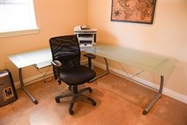 L-Shaped Glass Corner Office Desk With Black Mesh Office Chair