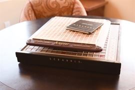 Giant Scrabble Deluxe With Rotating Board And Raised Grid