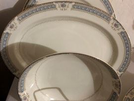 Mikasa Lexington 5-pc Place Setting x 16 (190 pcs)++++