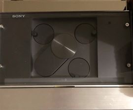 Sony CD System w Speakers