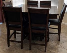 Pub Style Dining Table w 6 Bar Stools
