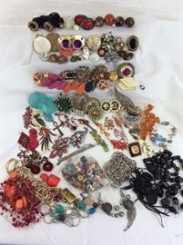 Large collection of costume jewelry parts