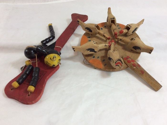 TWO VINTAGE TOYS TAILSPIN TABBY & CHICKENS