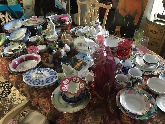 Assorted collectable china