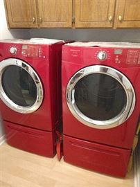 Upright washer and dryer 