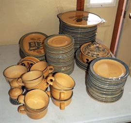 Pfaltzgraff Americana Dish Set, Egg Plate, Serving Platters, S&Ps, Saucers, Cups, Napkin Holder, More, Total Qty 77 Pieces