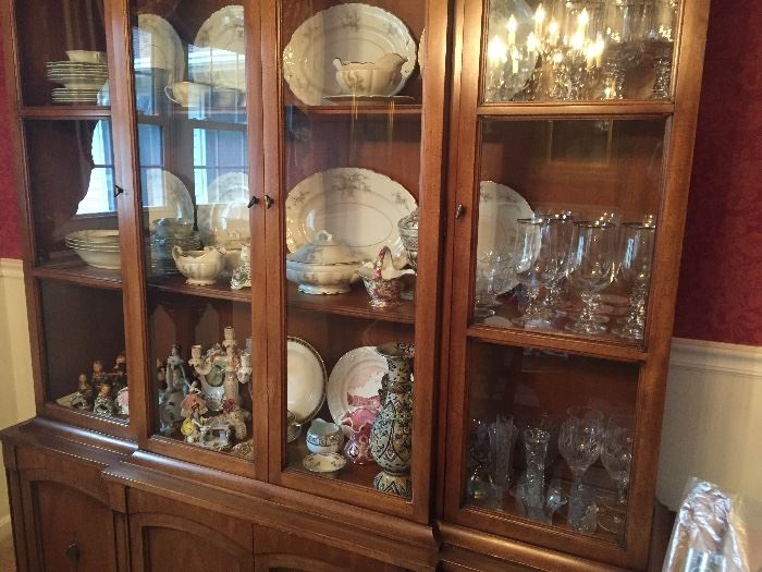 Drexel China Cabinet 