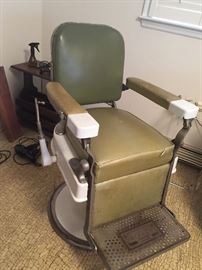 Antique Barber Chair in working condition
