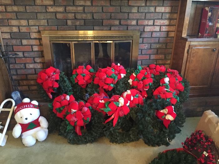 Wreaths for the whole house