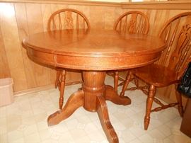 Pedestal table and 3 chairs