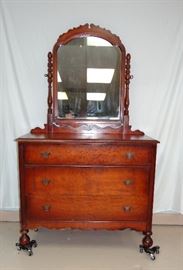3 drawer chest of drawers with mirror