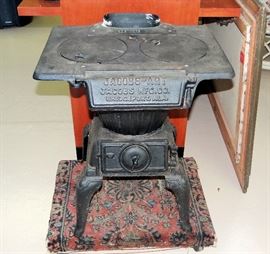 Vintage Jacobs-Art cast iron stove