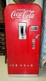 Vintage 1950's Coca Cola Vedo 39 Vending Machine