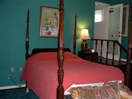 Four post bed