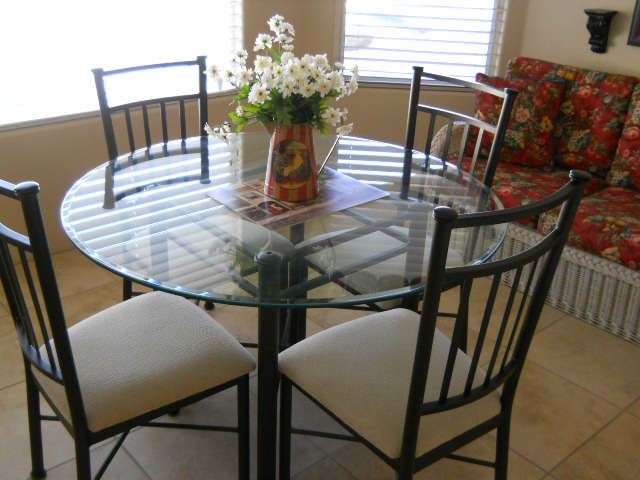 BEVELED GLASS TOP DINING SET VERY NICE
