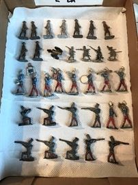 COLLECTIBLE MILITARY FIGURINES