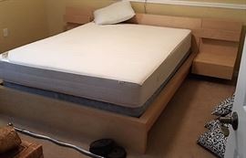 Like new IKEA queen platform with floating nightstands 
