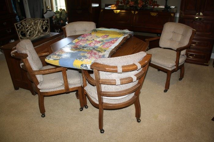 Nice octagonal table and 4 chairs