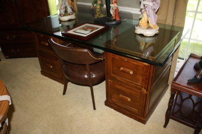 Desk with beveled edge glass top with 2 filing cabinets
