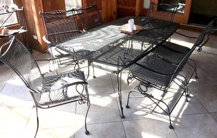 Wrought Iron Rectangle Patio Table with 6 Chairs. 