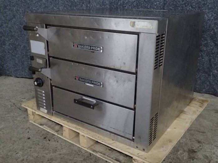 Bakers Pride Natural Gas Double Deck Pizza Oven