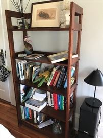 Folding shelf